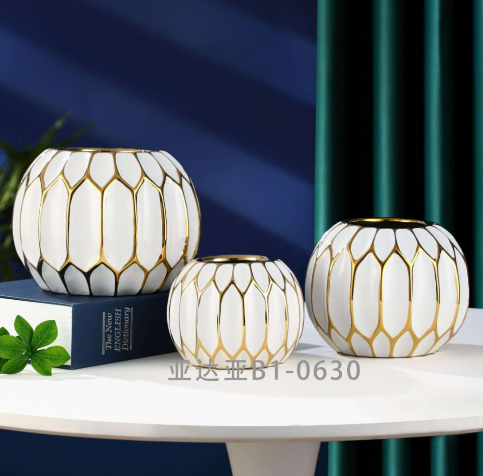 Ceramic vases