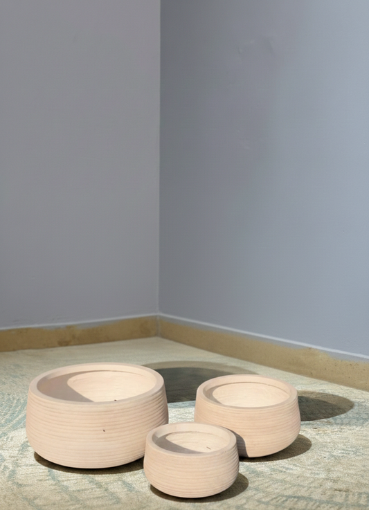 Horizontal Grooved Planter