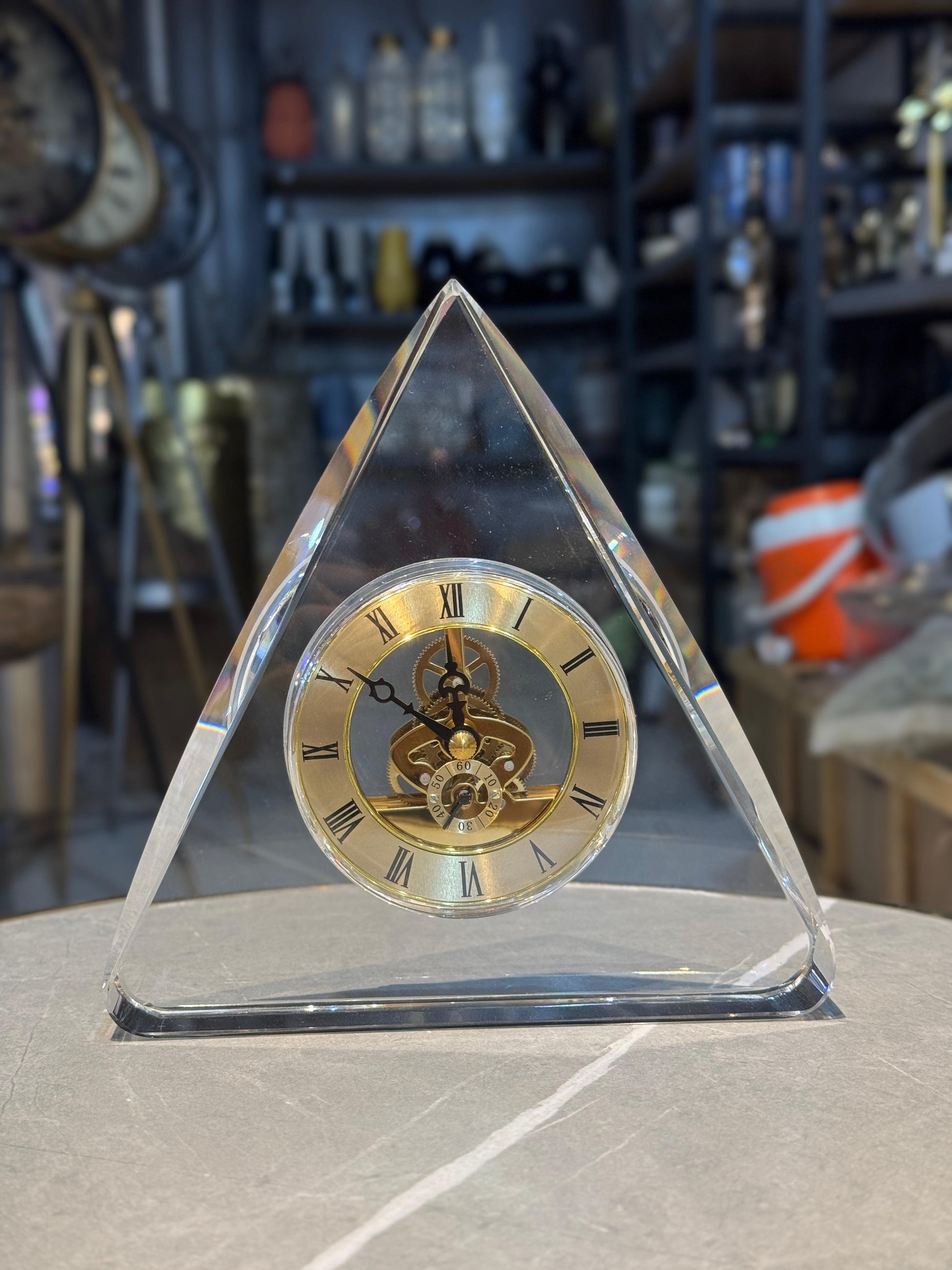 Nordic Crystal Table Clock Silent Modern Creative Luxury Gear