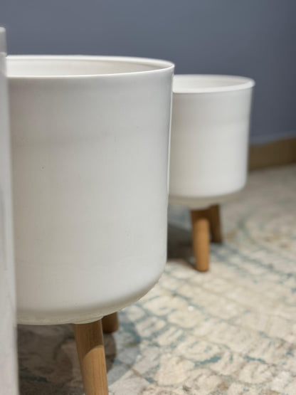 Tripod Planter in White color