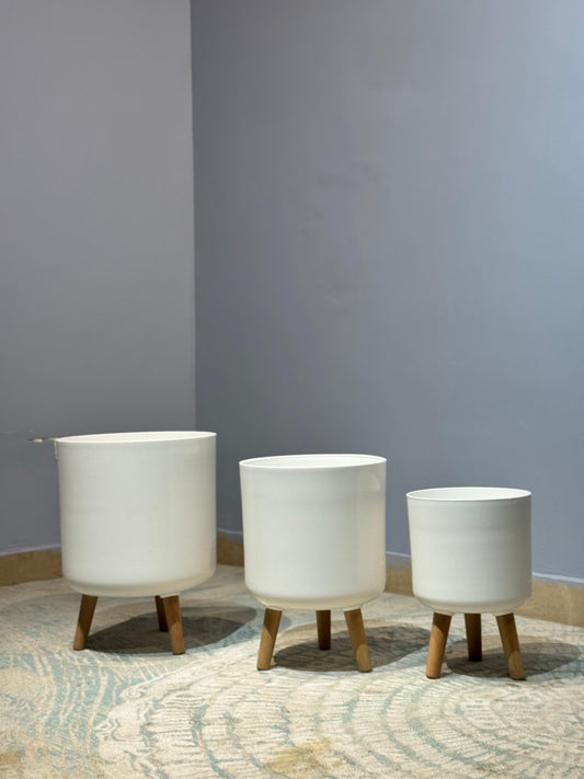 Tripod Planter in White color