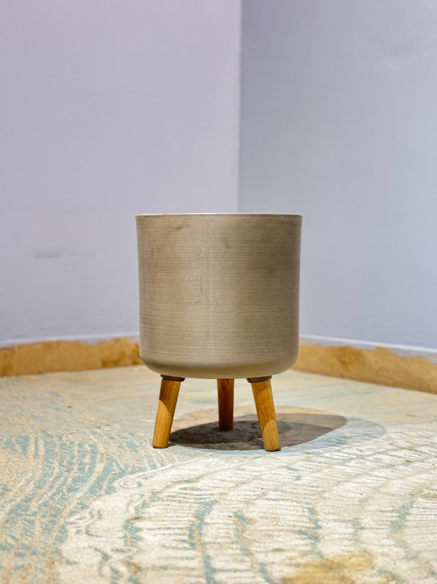 Tripod Planter in Charcoal Color